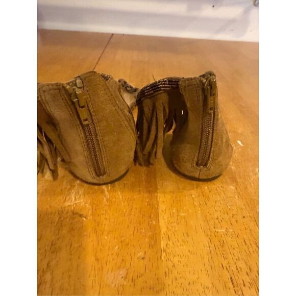 Minnetonka Brown Suede Fringe Beaded Sandals SZ 9 - Picture 5 of 9